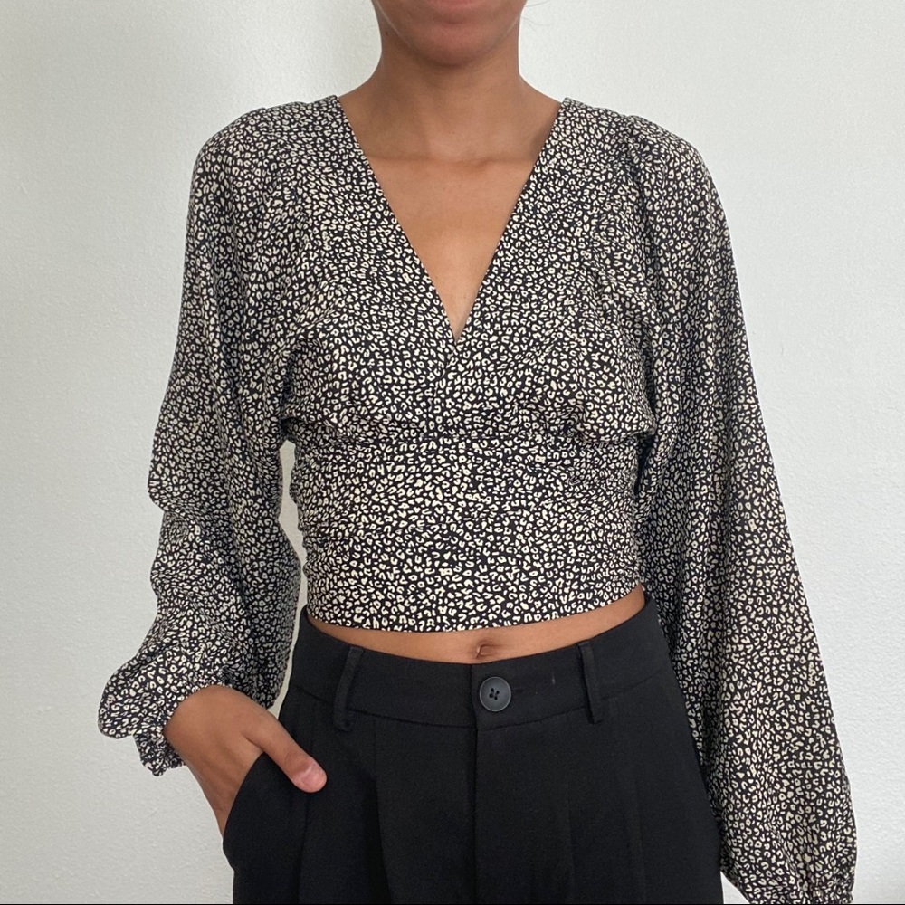 US2 Princess Polly Long-Sleeved Tie Top